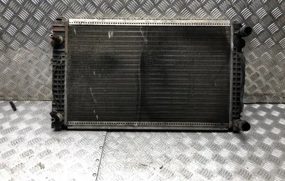 Audi A4 S4 B5 8D Coolant radiator 60229