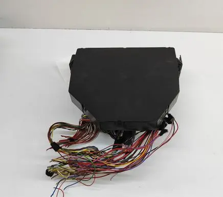 Mercedes-Benz CLS C218 X218 Fuse module A2129004125 A2129011207