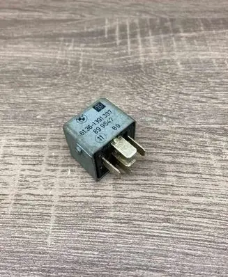 BMW 5 E39 Other relay 1391397 899547