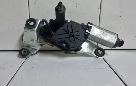 Volvo V70 Wiper motor TGL380A 064038001010