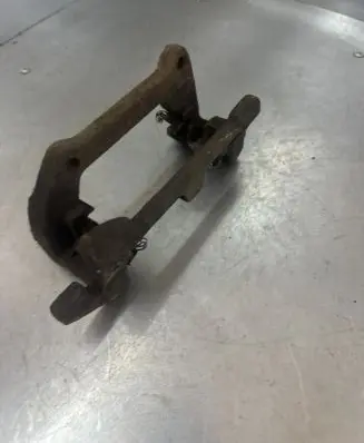 Audi A6 S6 C7 4G Rear brake pad spring 