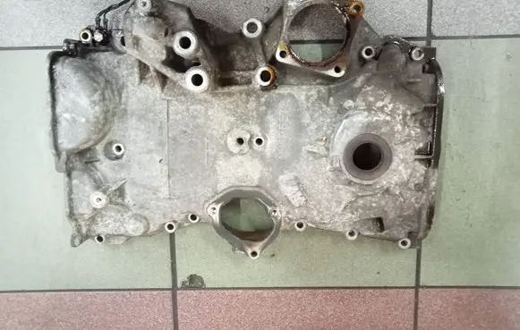 Mitsubishi Colt Timing chain cover MN195573