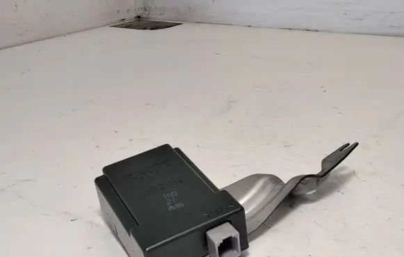 Lexus IS 220D-250-350 Door control unit/module 8974053060 2513003520