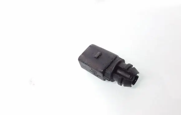 Audi A6 S6 C5 4B Outside/exterior temperature sensor 820820535