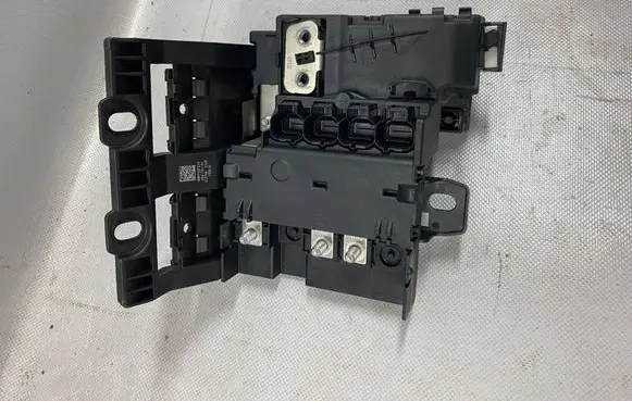 BMW X3 G01 Current control relay 6841701