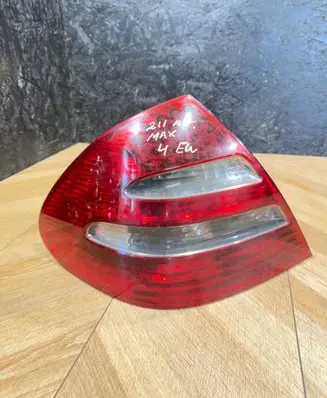 Mercedes-Benz E W211 Rear/tail lights A2118200564 334009 30730048