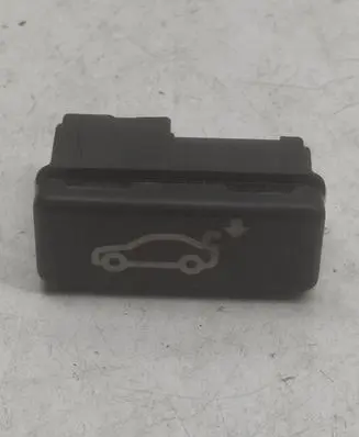 BMW 7 E65 E66 Tailgate/boot open switch button 8375580 50359801