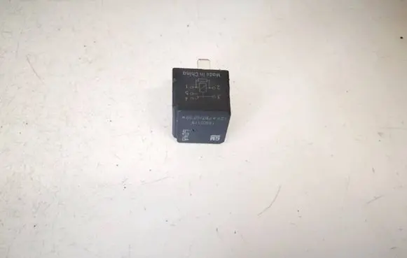 Opel Insignia A Other relay 13500119