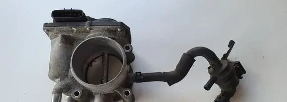 KIA Sportage Throttle valve 351002B300 530211Q11