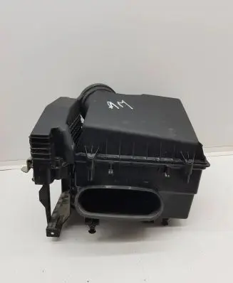Infiniti Q30 Air filter box A6070900301 4012604A 00412