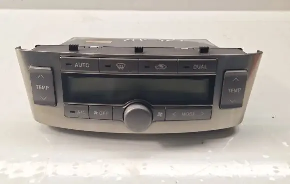 Toyota Avensis T250 Climate control unit 5590005200 MB1465703620