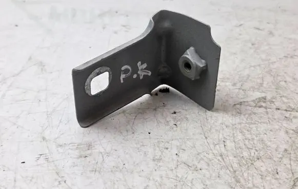 Nissan NV300 Fender mounting bracket 3213R 0120 1749