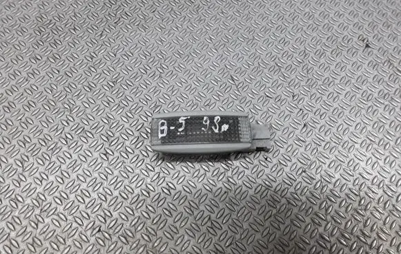 Volkswagen PASSAT B5 Other interior light 3B0947113