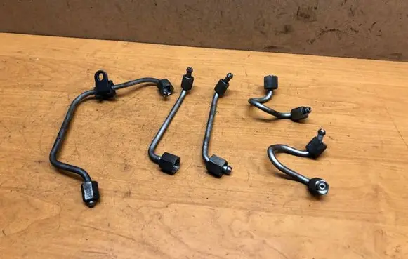 Hyundai i30 Fuel injector supply line/pipe 