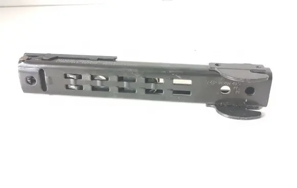 Volkswagen PASSAT B6 Seat belt adjustment motor 1T0857819 0014596 203680