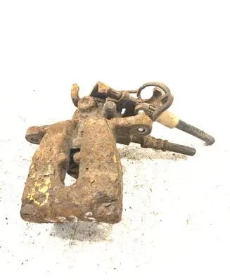 Ford Mondeo MK IV Rear brake caliper