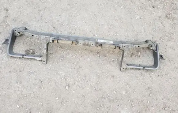 Chrysler 300 - 300C Radiator support slam panel 05139179AF 04805843AF