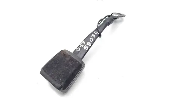 Volkswagen Polo VI Front seatbelt buckle 8Y0857755