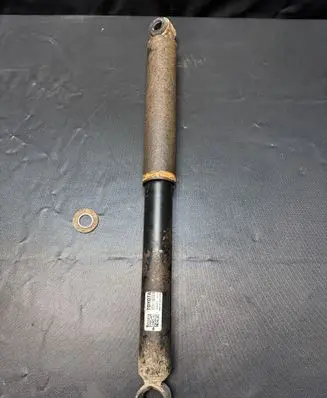 Toyota Hilux (AN120, AN130) Rear shock absorber/damper 485410K230 485410K230B ME3146501