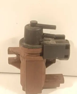 Volvo C30 Turbo solenoid valve 6g909e882ca 6FF882AA