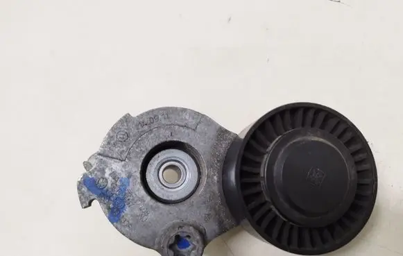 Audi A8 S8 D4 4H Generator/alternator belt tensioner 059903133F