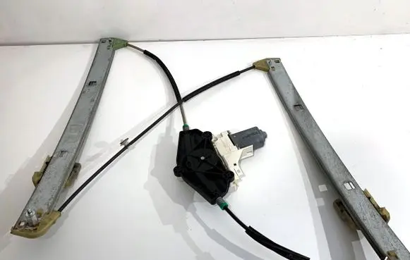 Audi Q5 SQ5 Front door window regulator with motor 8K0959801B