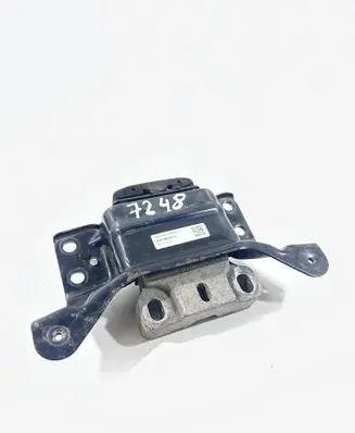 Volkswagen Golf Sportsvan Gearbox mount 5Q0199555R