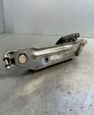 Audi A6 S6 C5 4B Lift Jack 8L011031A