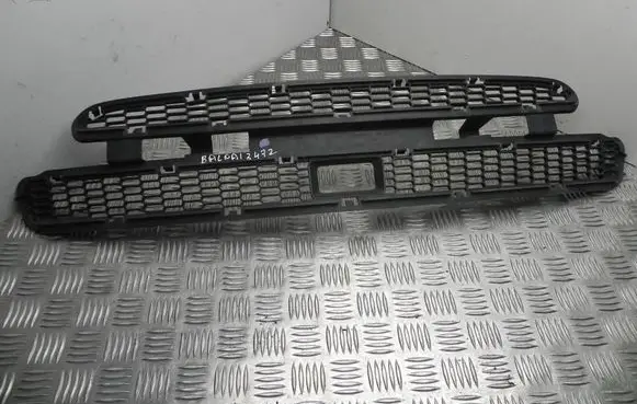 Tesla Model 3 Front grill 103821100A Baldai3472