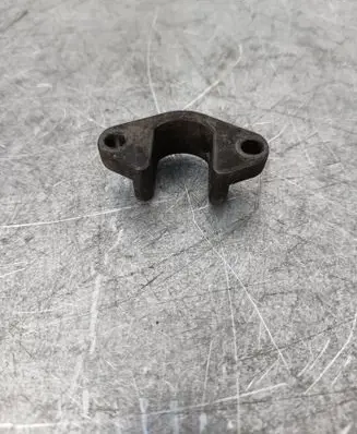 BMW 5 E60 E61 Fuel Injector clamp holder 13537787215 7787215