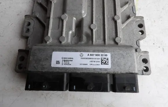 Mercedes-Benz A W176 Engine control unit/module A6079002200 S180212084A A6079012000