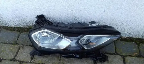 Citroen DS3 Headlight/headlamp 9820840580
