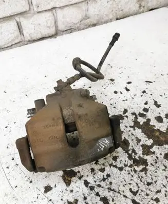 Volkswagen PASSAT B6 Front brake caliper