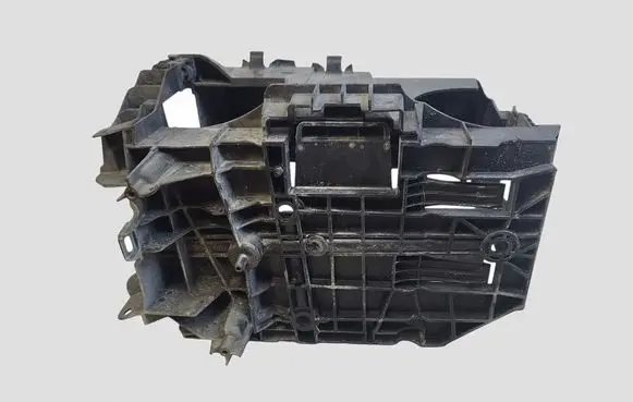 Peugeot 508 Battery box tray 9686709280 90403