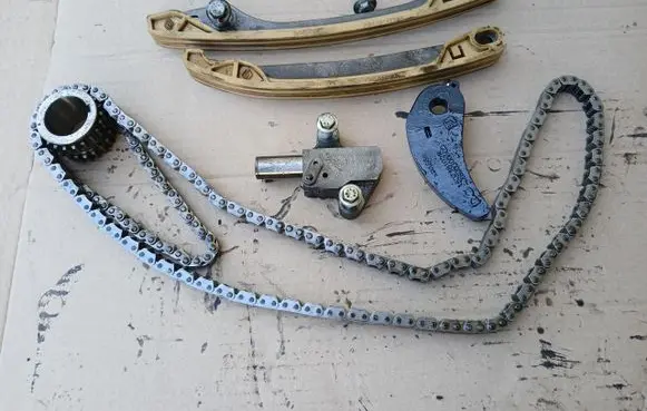 Renault Twingo III Timing chain (engine) 130853626R