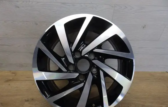 R16 alloy rim