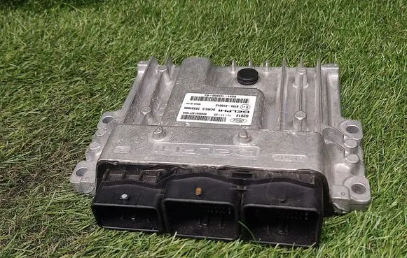 Ford Mondeo MK IV Engine control unit/module ECU BG9112A650RJ 283334095