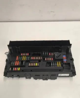 BMW 5 GT F07 Fuse module 9210861 117033442D