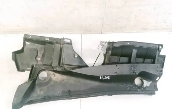 Toyota Corolla E140 E150 Wiper trim 5570912110 55709-12110