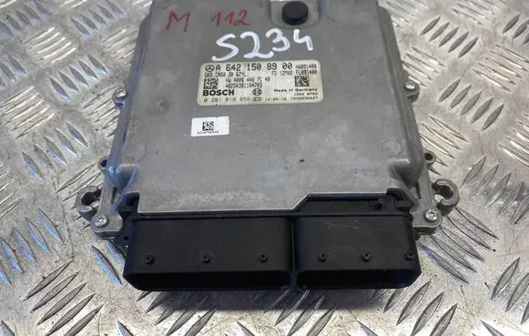 Mercedes-Benz E W212 Engine control unit/module A6421508900 1039S36627 A0064467140
