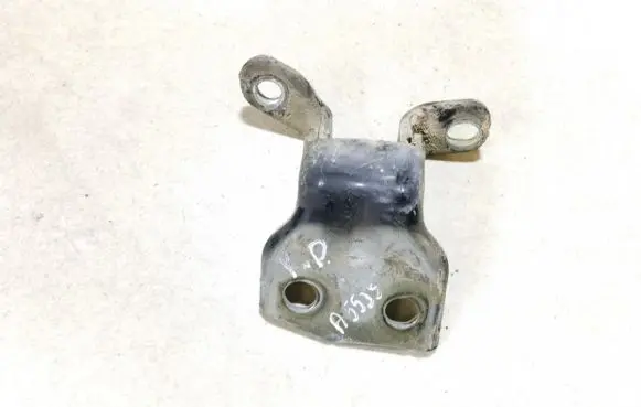 KIA Spectra Front door upper hinge
