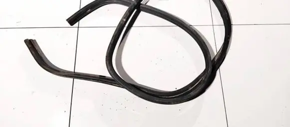 Rubber seal rear door