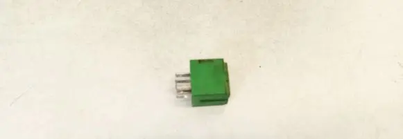 Mercedes-Benz Sprinter W901 W902 W903 W904 Other relay a0045450405 09010