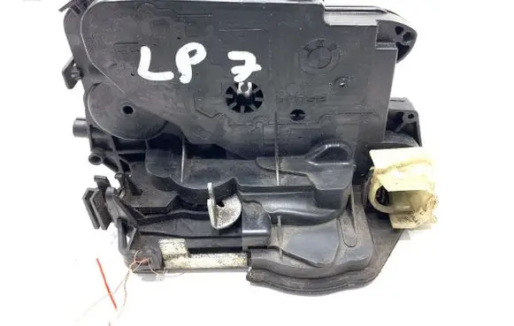 BMW 3 E90 E91 Front door lock 7059967