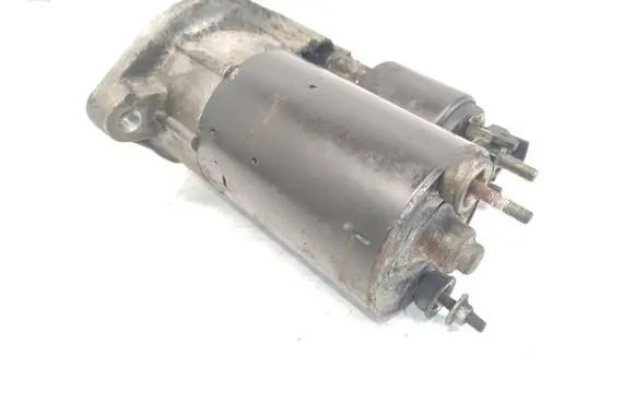 Volkswagen PASSAT B5 Starter motor 058911023B 7711502182