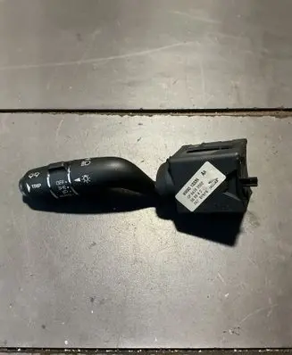 Jaguar XF X250 Wiper turn signal indicator stalk/switch 8W8313335 GP44702002