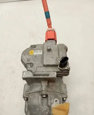 Toyota Auris E180 Air conditioning (A/C) compressor (pump) 0422001330 ES14C