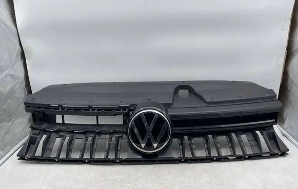 Volkswagen PASSAT B9 Front bumper upper radiator grill 3J0853653
