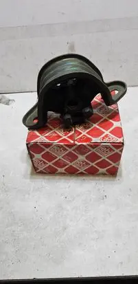Opel Astra F Engine mount bracket 0684646 07220