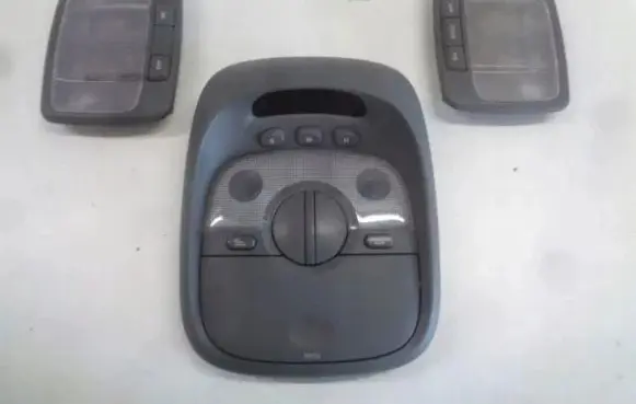 KIA Carens II Headlining lighting console trim 